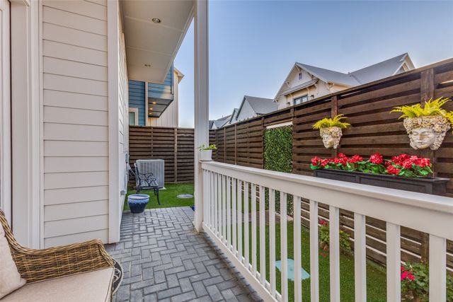 1725 G Avenue, Plano, TX 75074