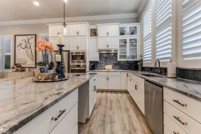 1725 G Avenue, Plano, TX 75074