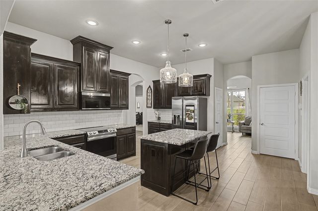 138 Post Oak Way, Weatherford, TX 76087