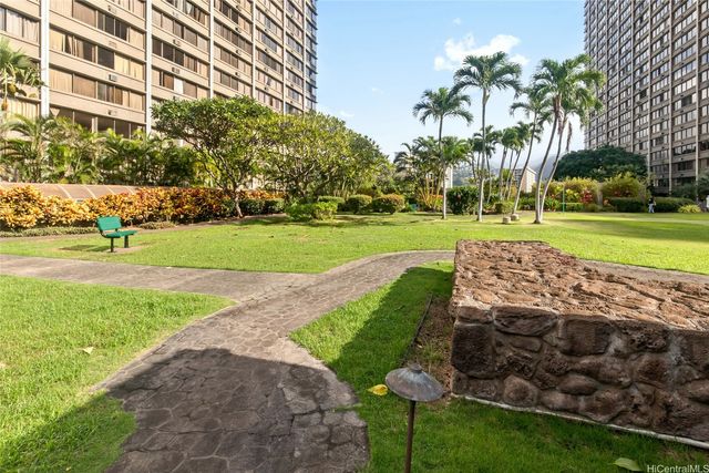 1255 Nuuanu Avenue E404, Honolulu, HI 96817