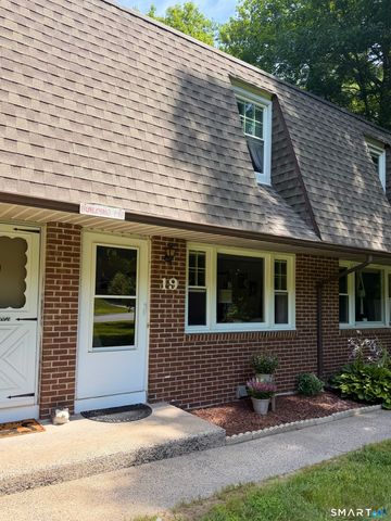 18 Woodcrest Drive 19, Burlington, CT 06013