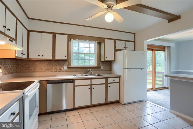 434 N HOLLY ST, Elizabethtown, PA 17022