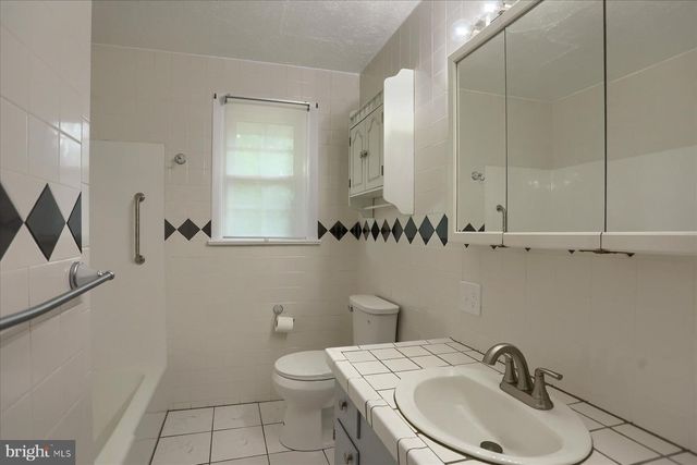 434 N HOLLY ST, Elizabethtown, PA 17022