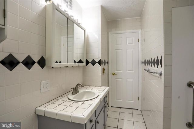 434 N HOLLY ST, Elizabethtown, PA 17022