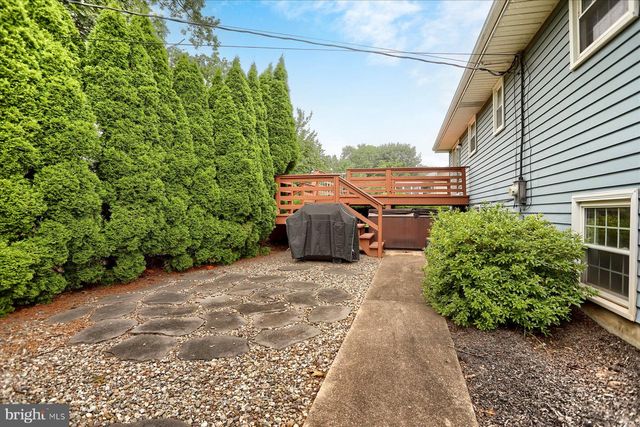 434 N HOLLY ST, Elizabethtown, PA 17022