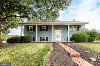 434 N HOLLY ST, Elizabethtown, PA 17022