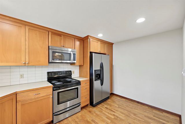 317 Williams Avenue N, Renton, WA 98057