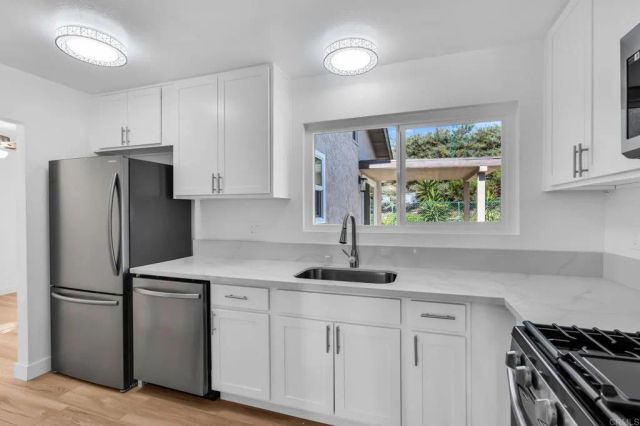 4530 Beverly Glen Drive, Oceanside, CA 92056