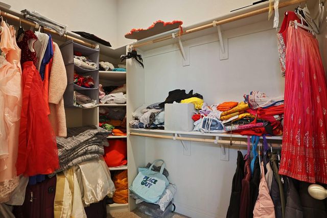 1988 N Ashley Way, Manteca, CA 95336