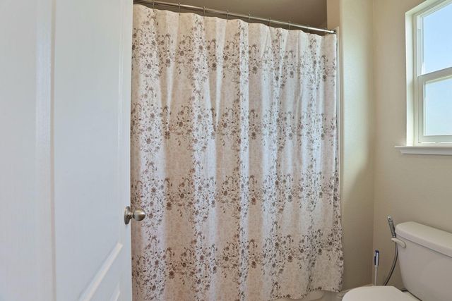 1988 N Ashley Way, Manteca, CA 95336