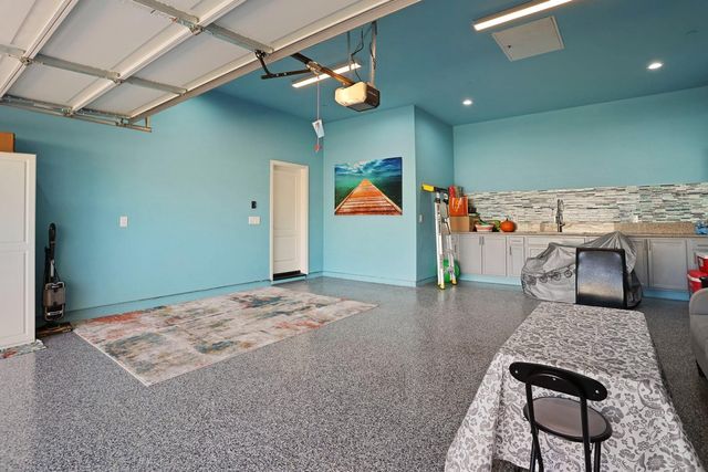 1988 N Ashley Way, Manteca, CA 95336