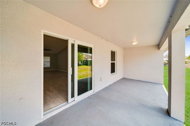 4326 NE 24th PL, Cape Coral, FL 33909