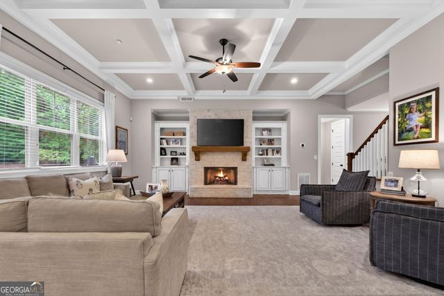 41 W Shore Trace, Newnan, GA 30263