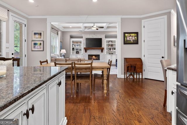 41 W Shore Trace, Newnan, GA 30263