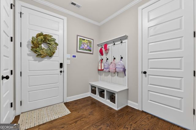 41 W Shore Trace, Newnan, GA 30263