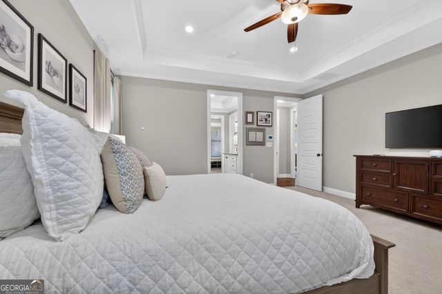 41 W Shore Trace, Newnan, GA 30263