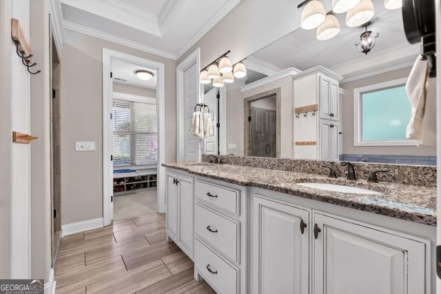 41 W Shore Trace, Newnan, GA 30263