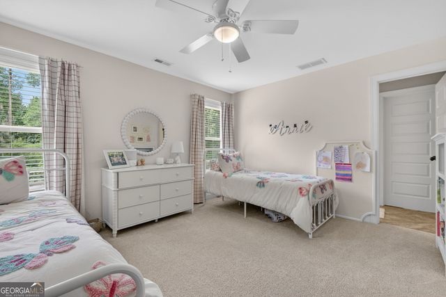 41 W Shore Trace, Newnan, GA 30263