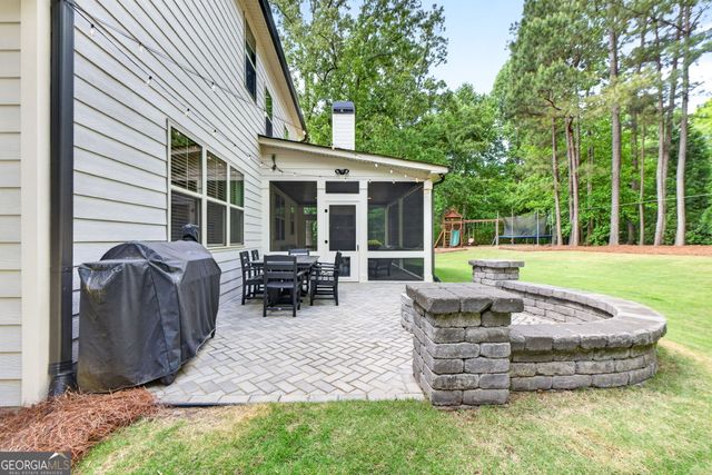 41 W Shore Trace, Newnan, GA 30263