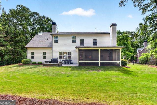 41 W Shore Trace, Newnan, GA 30263