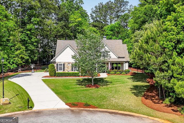 41 W Shore Trace, Newnan, GA 30263
