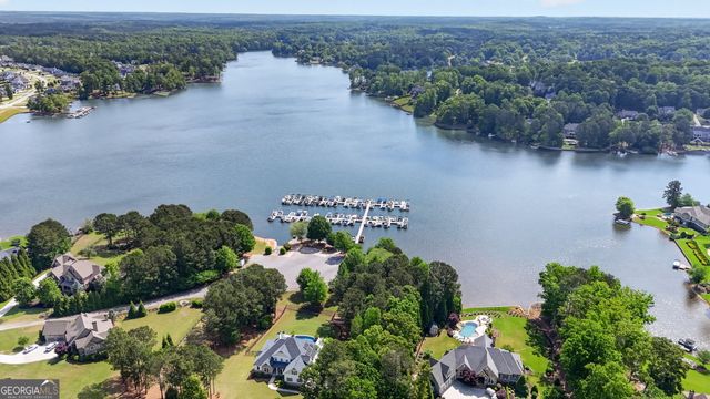 41 W Shore Trace, Newnan, GA 30263
