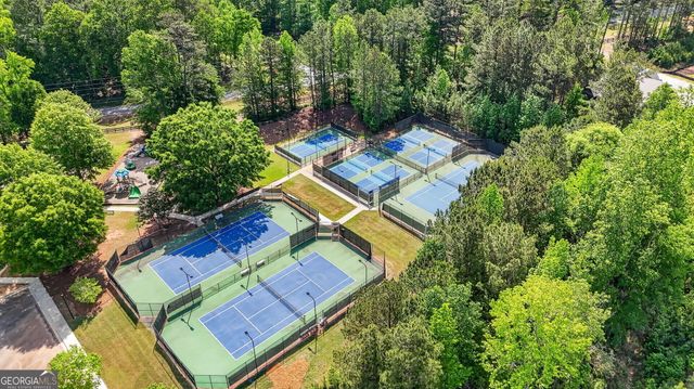 41 W Shore Trace, Newnan, GA 30263