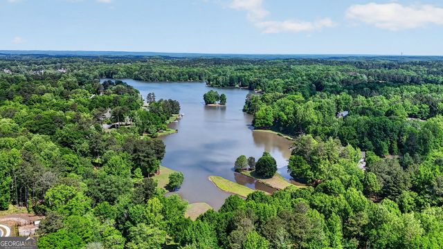 41 W Shore Trace, Newnan, GA 30263