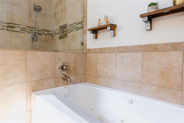 4880 Sherman Allen Road, Gainesville, GA 30507