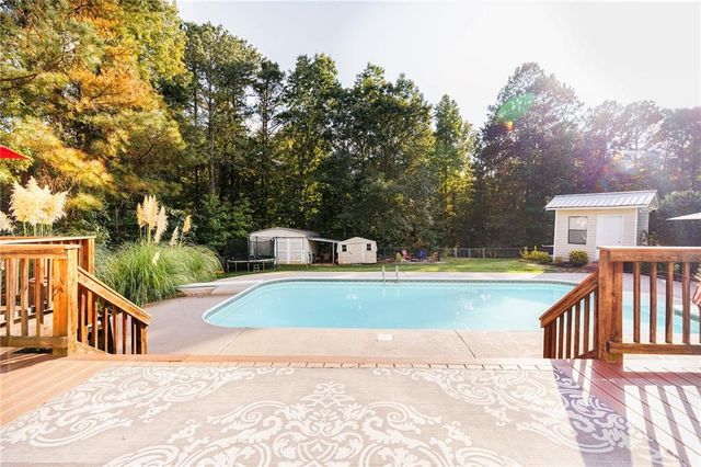 4880 Sherman Allen Road, Gainesville, GA 30507