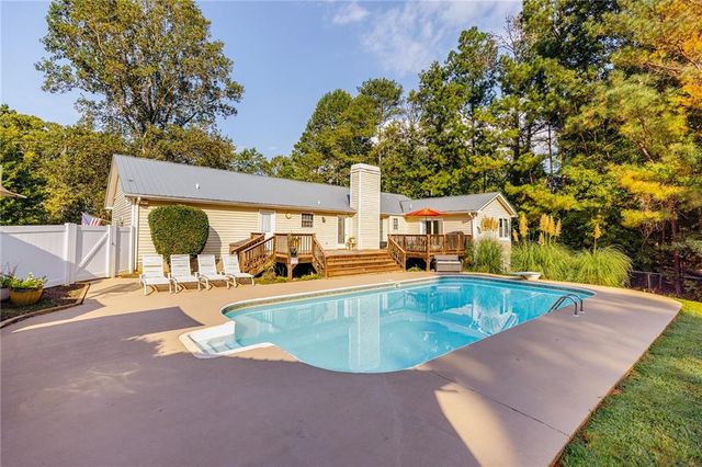 4880 Sherman Allen Road, Gainesville, GA 30507