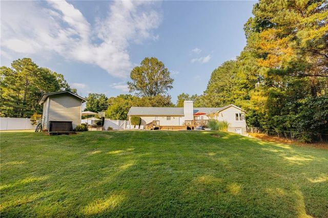 4880 Sherman Allen Road, Gainesville, GA 30507