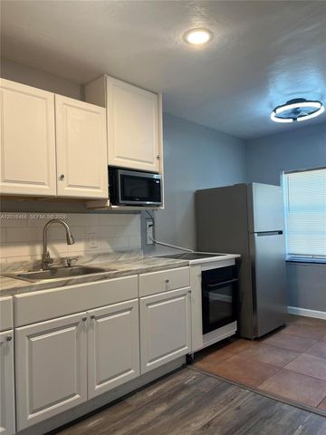 928 N Victoria Park Rd 1, Fort Lauderdale, FL 33304