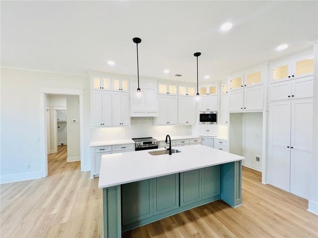 129 Daniel Ridge, Cartersville, GA 30120