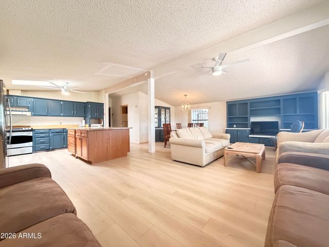 46 S AMULET Avenue, Mesa, AZ 85208