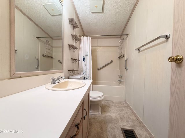 46 S AMULET Avenue, Mesa, AZ 85208