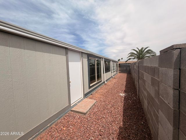 46 S AMULET Avenue, Mesa, AZ 85208