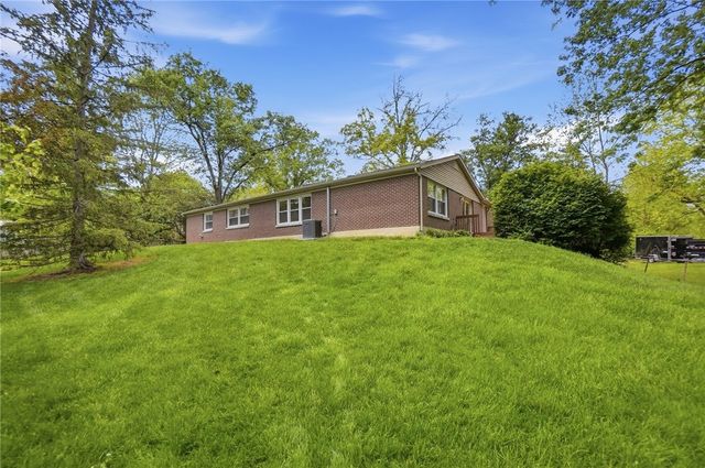 2193 Regent Park Drive, Bellbrook, OH 45305