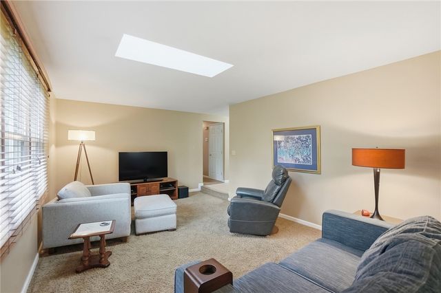 2193 Regent Park Drive, Bellbrook, OH 45305