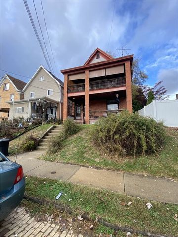 2 Dakota St, Ingram, PA 15205