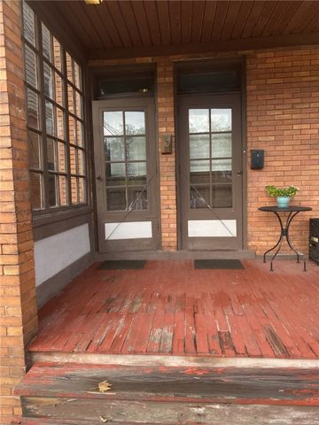 2 Dakota St, Ingram, PA 15205