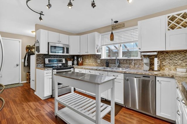 416 Hillcrest, West Springfield, MA 01089