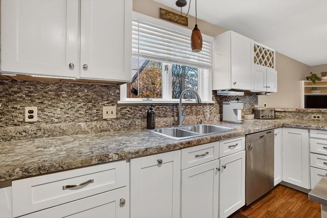 416 Hillcrest, West Springfield, MA 01089