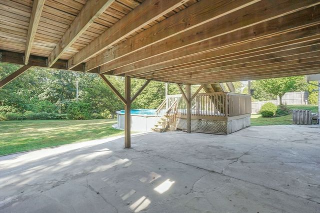 416 Hillcrest, West Springfield, MA 01089