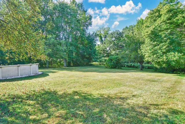 416 Hillcrest, West Springfield, MA 01089