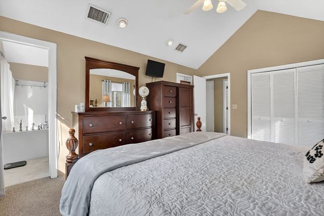 416 Hillcrest, West Springfield, MA 01089