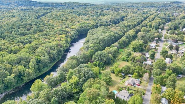 416 Hillcrest, West Springfield, MA 01089