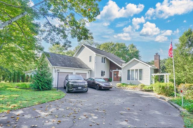 416 Hillcrest, West Springfield, MA 01089
