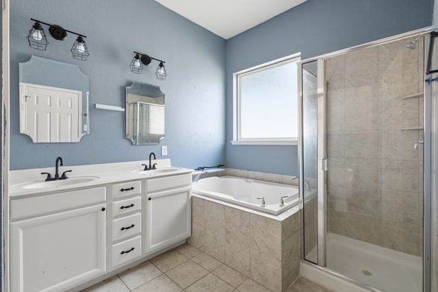 4507 Foxmeadow Trail, Arlington, TX 76017