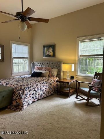 21 Oakhurst Drive, Natchez, MS 39120